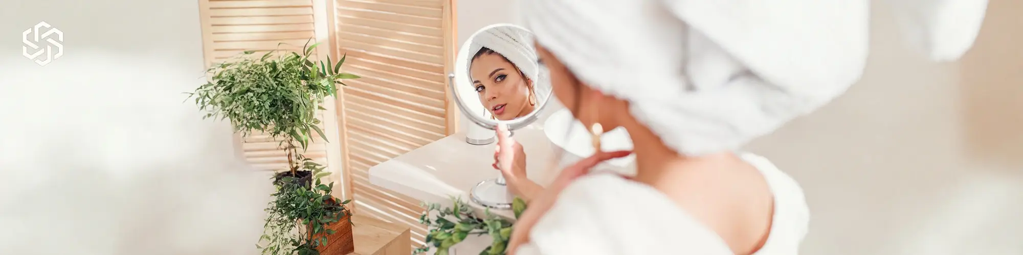 Woman with glowing skin after Beauty IV therapy and Skin Glow IV treatment